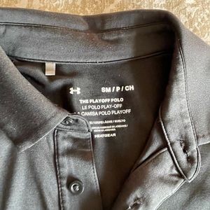 Under Armour Playoff Polo . Black/Silver.Size Small